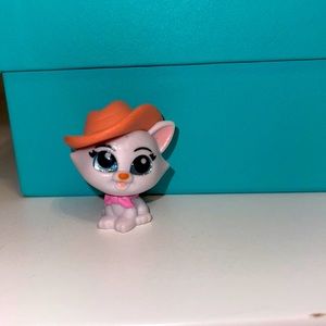 Disney Doorables Let’s Go Series Marie